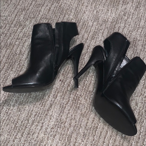 Peep toe booties - Picture 2 of 4